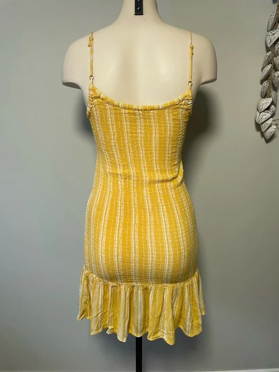 Patrons Of Peace Boho Crinkle Shell Front Button Ruffled Sun Dress Bodycon - Picture 2 of 6